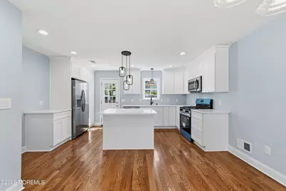 270 Alpine Way, Laurence Harbor, NJ 08879 - Photo 6