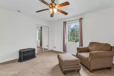 23 Oakland Mills Road, Manalapan Township, NJ 07726 - Photo 14