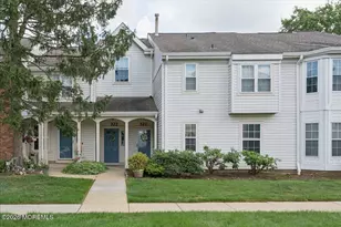 321 Tulip Ln, Freehold, NJ 07728 - Photo 2