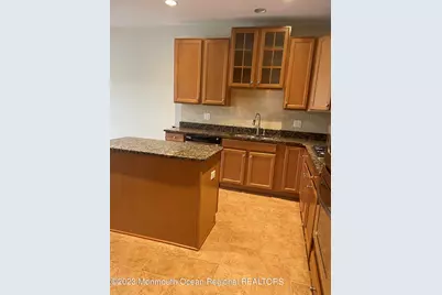 31 Oak Leaf Lane, Tinton Falls, NJ 07712 - Photo 8