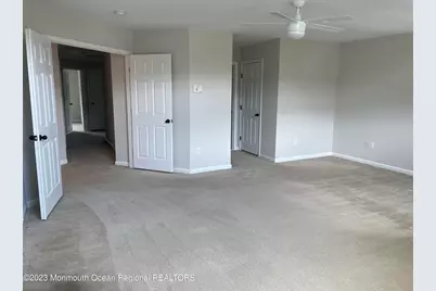 31 Oak Leaf Lane, Tinton Falls, NJ 07712 - Photo 14