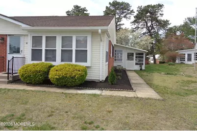 5 B Mohawk Court, Whiting, NJ 08759 - Photo 2