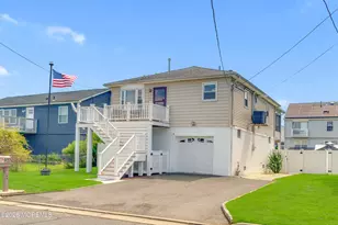 822 Prospect Ave, Union Beach, NJ 07735 - Photo 2