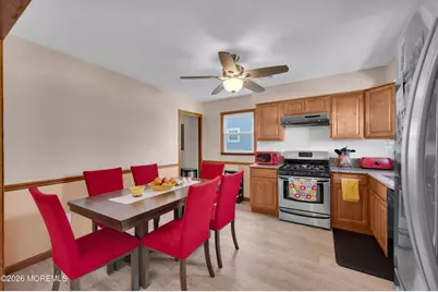822 Prospect Avenue, Union Beach, NJ 07735 - Photo 12