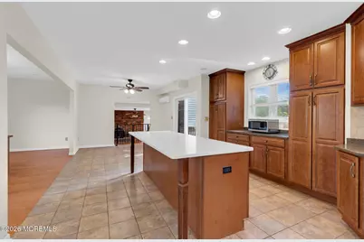 10 Daum Road, Manalapan Township, NJ 07726 - Photo 20