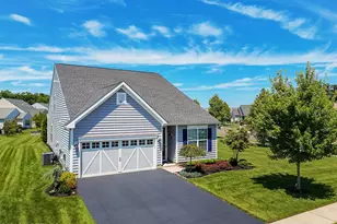 2 Lily Pond Ct, Howell Township, NJ 07731 - Photo 2