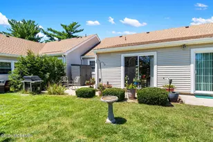 145 C Parkway Dr, Freehold, NJ 07728 - Photo 16