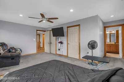 8 West Avenue, Old Bridge Township, NJ 08857 - Photo 48