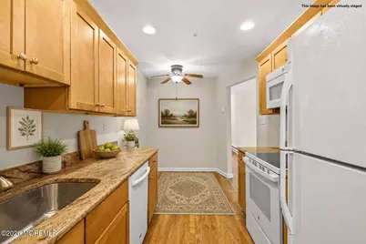78 Overlook Way #E, Manalapan Township, NJ 07726 - Photo 4