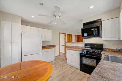 55 Rosewood Drive, Keyport, NJ 07735 - Photo 8