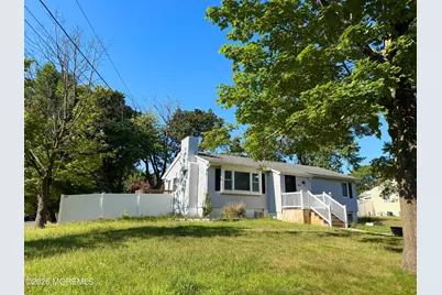 559 Dow Avenue, Oakhurst, NJ 07755 - Photo 2