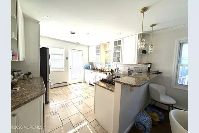 559 Dow Avenue, Oakhurst, NJ 07755 - Photo 6