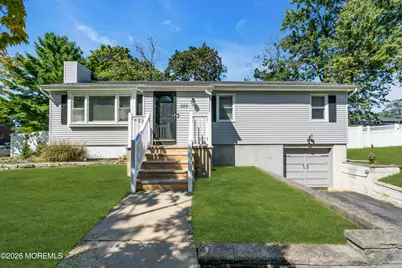 559 Dow Avenue, Oakhurst, NJ 07755 - Photo 4
