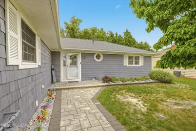 8 Seville Place, Toms River Township, NJ 08757 - Photo 2