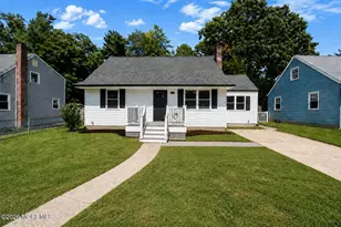 55 Davis Ln, Red Bank, NJ 07701 - Photo 1