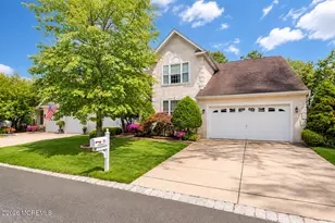 9 Inverness Ln, Jackson, NJ 08527 - Photo 2