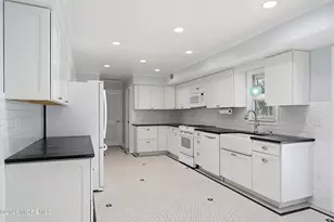 126 Linnea Ln, Brick, NJ 08724 - Photo 6