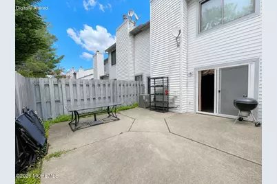 76 Lexington Circle, Matawan, NJ 07747 - Photo 10