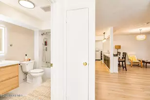 110 Amberly Dr, Manalapan Township, NJ 07726 - Photo 6