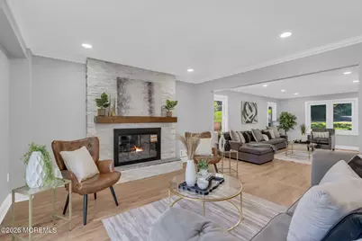 10 Sunrise Circle, Holmdel, NJ 07733 - Photo 4