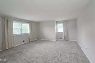 1032 Valley Stream Rd, Toms River Township, NJ 08753 - Photo 10