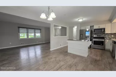1032 Valley Stream Road, Toms River Township, NJ 08753 - Photo 8