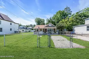 16 E Long Branch Ave, Ocean Gate, NJ 08740 - Photo 4