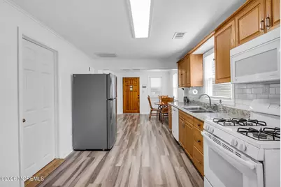 16 E Long Branch Avenue, Ocean Gate, NJ 08740 - Photo 20