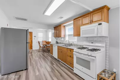 16 E Long Branch Avenue, Ocean Gate, NJ 08740 - Photo 16
