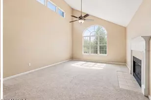 35 Powell Ct, Hightstown, NJ 08520 - Photo 6