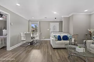 139 Wein Market, Freehold, NJ 07728 - Photo 12