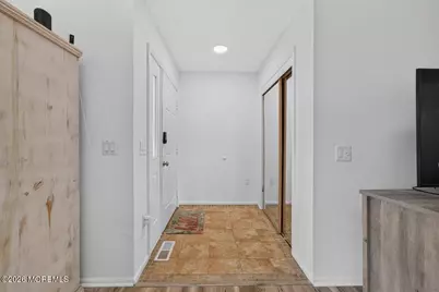 236 Mermaid Avenue, Beachwood, NJ 08722 - Photo 4
