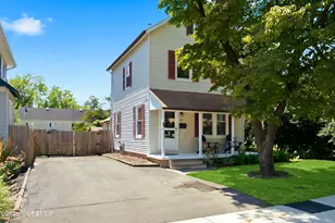 16 White St, Shrewsbury, NJ 07702 - Photo 2