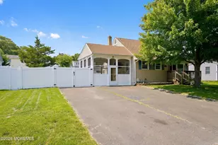 120 Hoover Dr, Brick, NJ 08724 - Photo 2