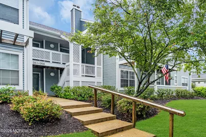 366 Sequoia Court, Howell Township, NJ 07731 - Photo 6