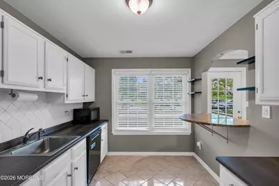 397 Brookview Court, Howell Township, NJ 07731 - Photo 4