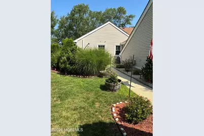 112 Pilatus Platz #D, Freehold, NJ 07728 - Photo 8