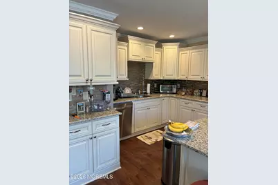 112 Pilatus Platz #D, Freehold, NJ 07728 - Photo 2