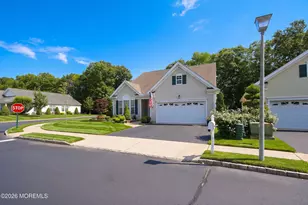 38 Marlow Dr, Jackson, NJ 08527 - Photo 2