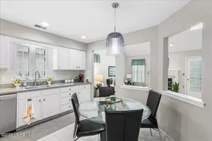 5 N Avon Dr, Jackson, NJ 08527 - Photo 10