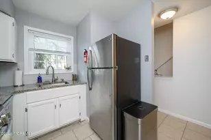 7 King Charles Ct, Englishtown, NJ 07726 - Photo 6
