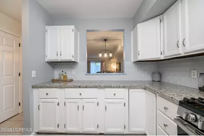 7 King Charles Court, Englishtown, NJ 07726 - Photo 8