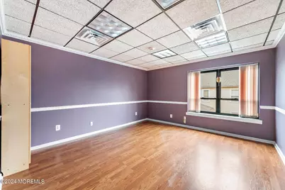 188 E Bergen Place, Red Bank, NJ 07701 - Photo 14