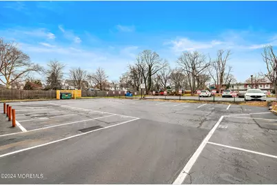 188 E Bergen Place, Red Bank, NJ 07701 - Photo 16