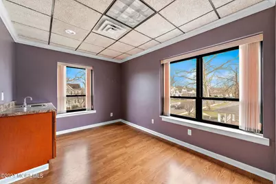 188 E Bergen Place, Red Bank, NJ 07701 - Photo 12