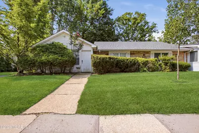 6A Carnation Drive, Lakewood, NJ 08701 - Photo 2