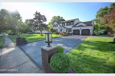 6 Jefferson Court, Freehold, NJ 07728 - Photo 2
