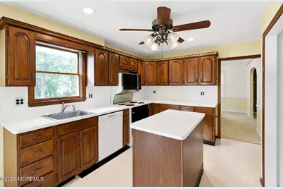 147 New Monmouth Road, New Monmouth, NJ 07748 - Photo 12