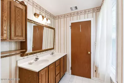 147 New Monmouth Road, New Monmouth, NJ 07748 - Photo 20