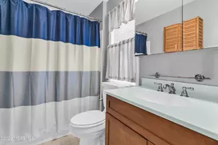 1029 Wedgewood Cir, Middletown, NJ 07718 - Photo 16